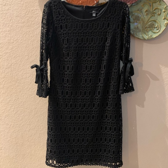 Black dress Size 8 - Picture 1 of 6